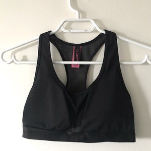 Black sports bra